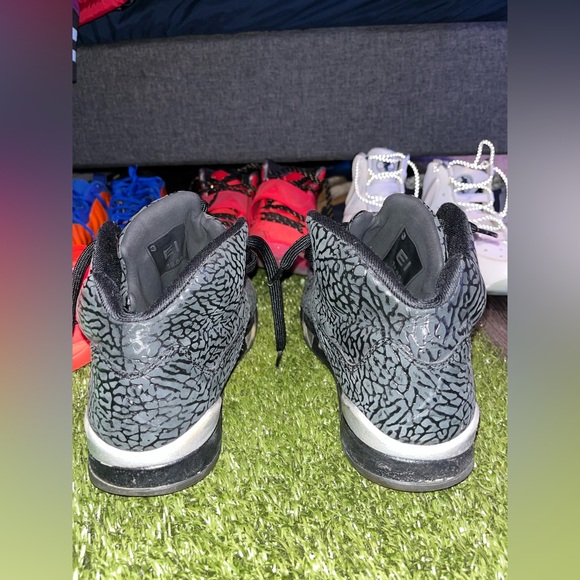 Jordan 5 size 10.5 - Picture 4 of 4